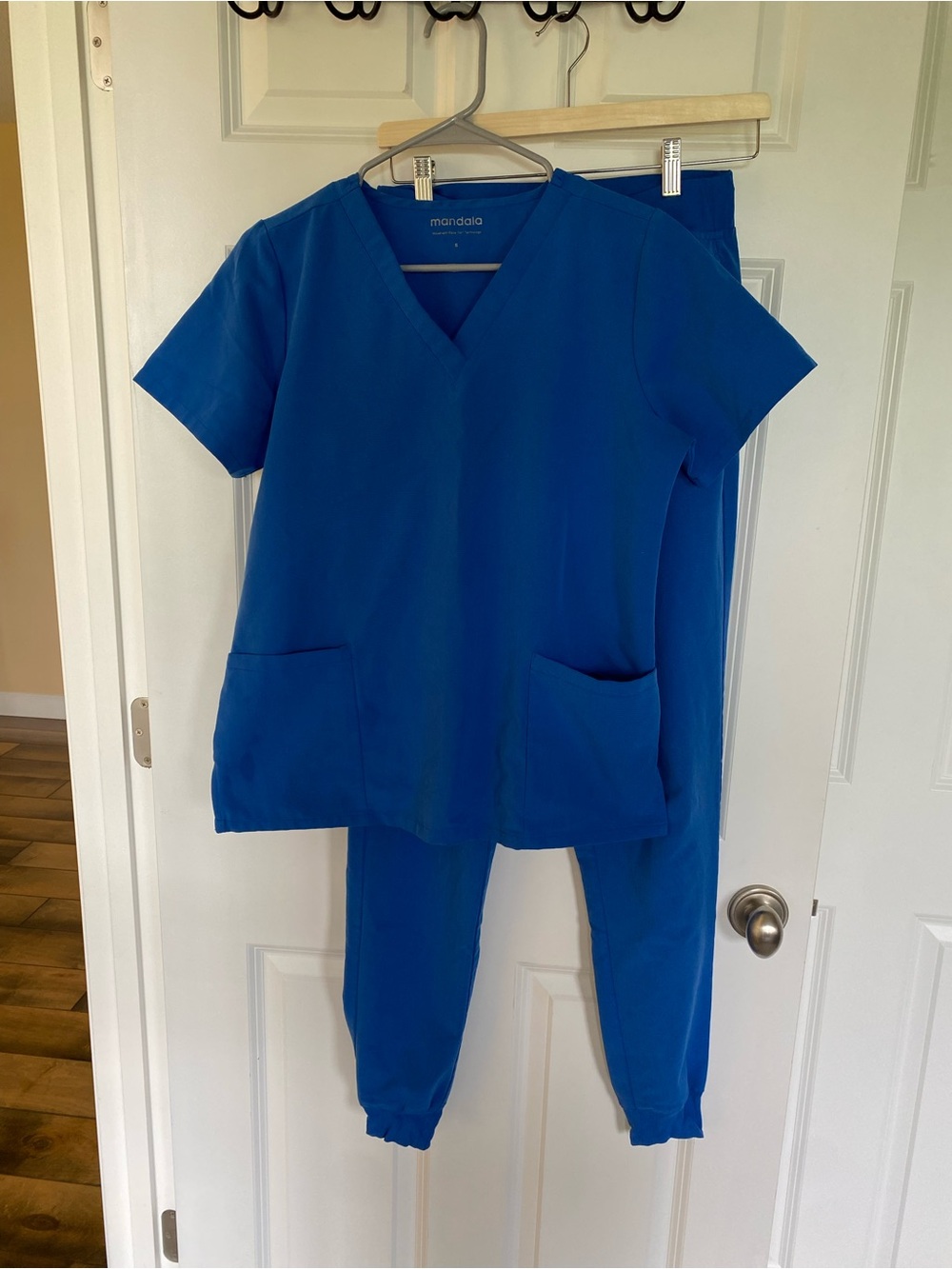 Mandala Women’s Scrub Set in Royal Blue (Small/Small Tall)